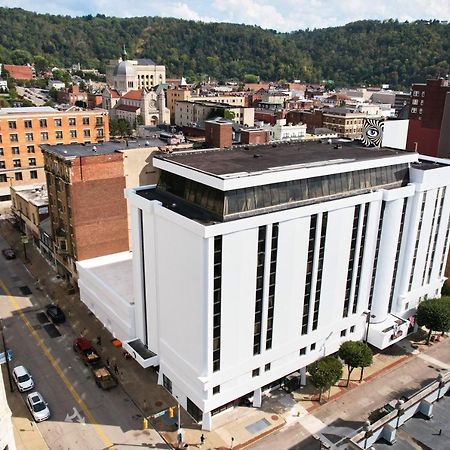 Mclure Hotel Wheeling Exteriér fotografie